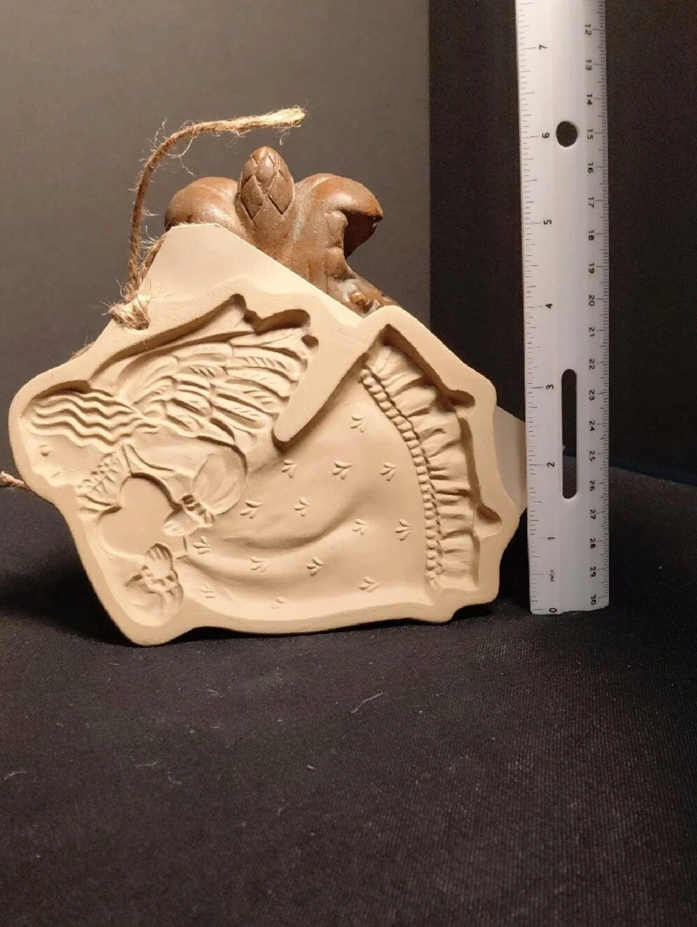 VINTAGE BROWN BAG COOKIE ART MOLD